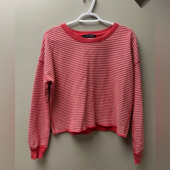 Abercrombie & Fitch Tops - Abercrombie & Fitch Pink & White Striped‎ Sweater